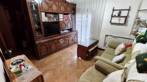 Foto 4 de Piso en venta en Almendrales,  Madrid Capital