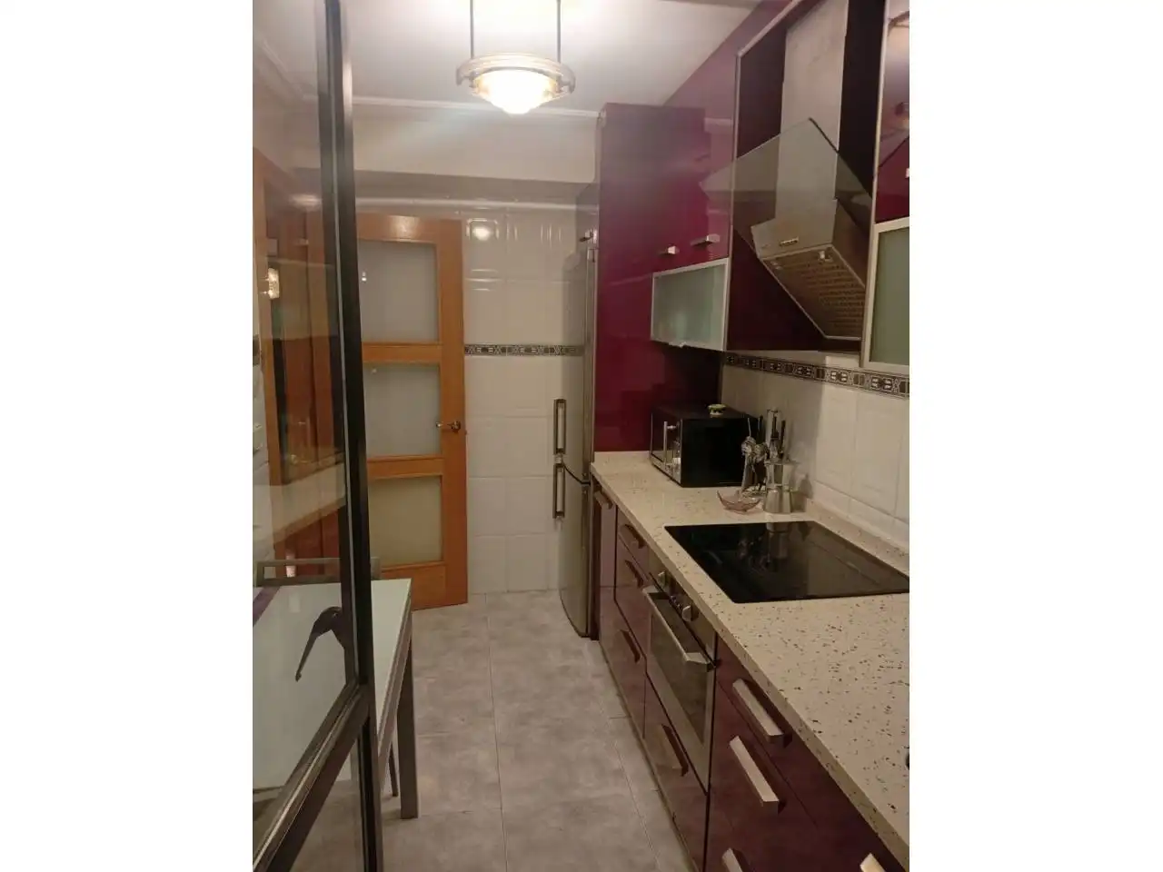 Cuina de Pis en venda en Oviedo  amb Calefacció, Parquet i Moblat