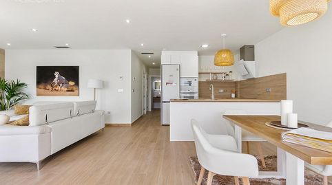 Villas en una sola planta con 4 dormitorios, sótano y piscina privada en Benijófar, imatge 3