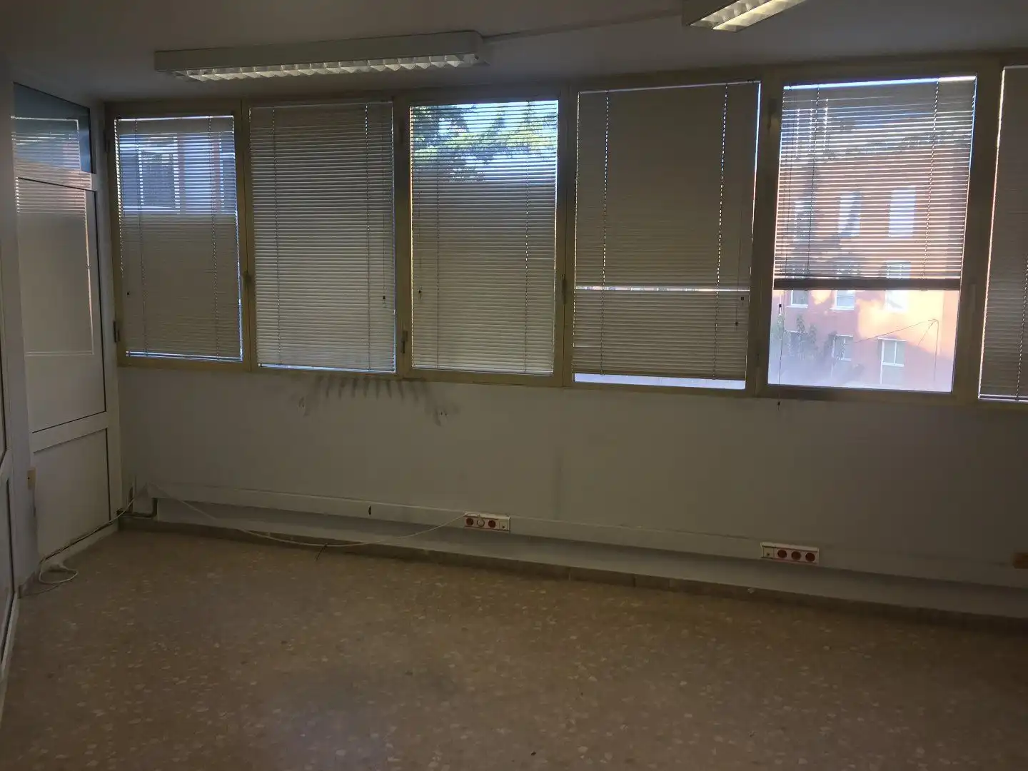 Office space with lift to rent in Carrer Cardenal Domènech 2, imagen 6