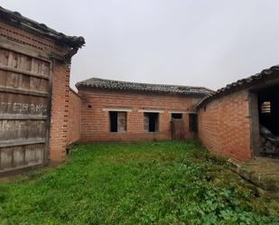 Exterior view of Industrial buildings for sale in Argujillo
