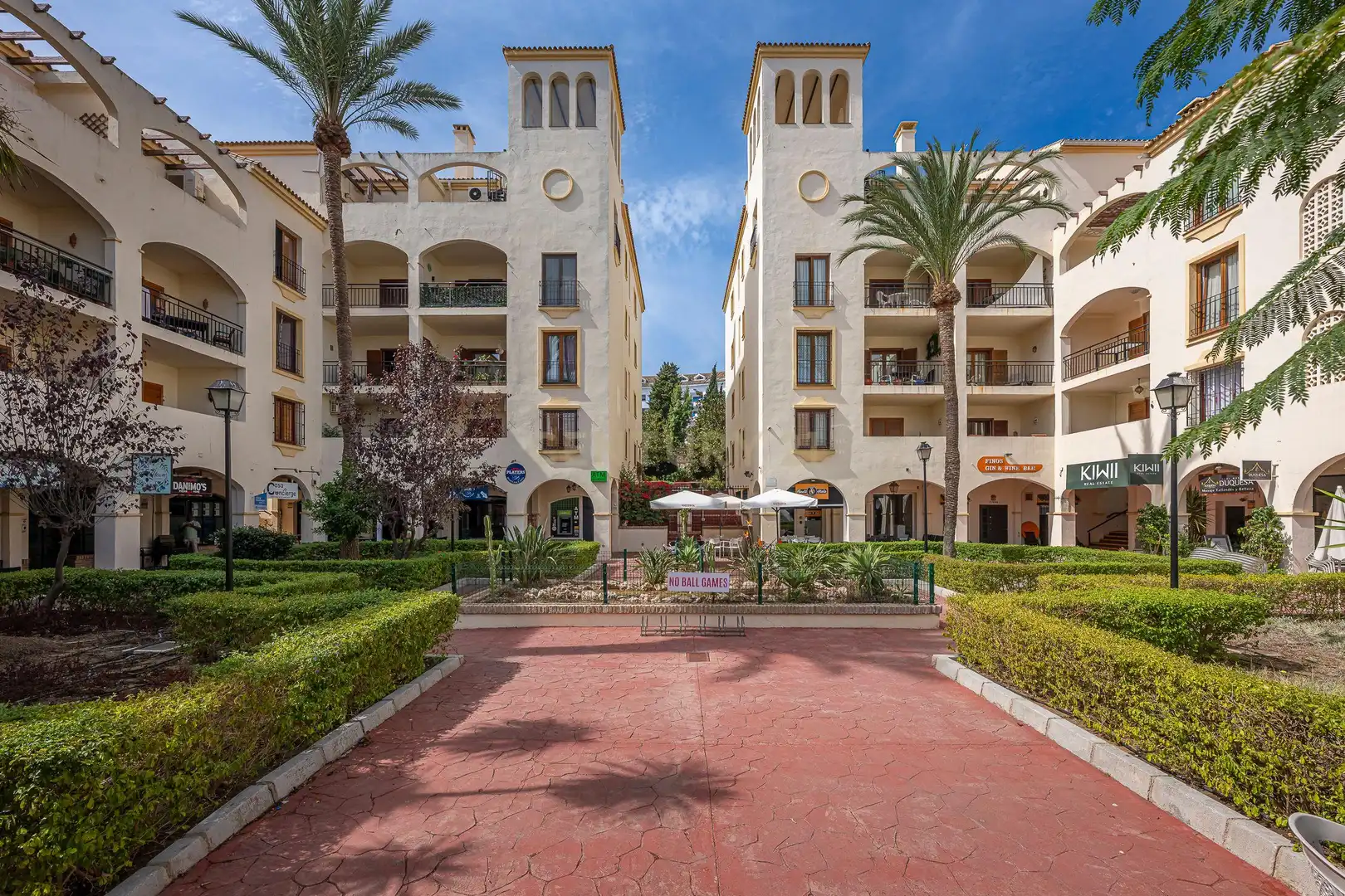 Apartamento con piscina en venta en La Duquesa, imagen 32