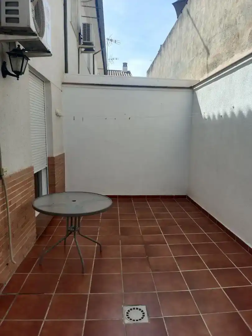 Terrassa de Casa adosada en venda en Fuente Vaqueros amb Aire condicionat i Balcó