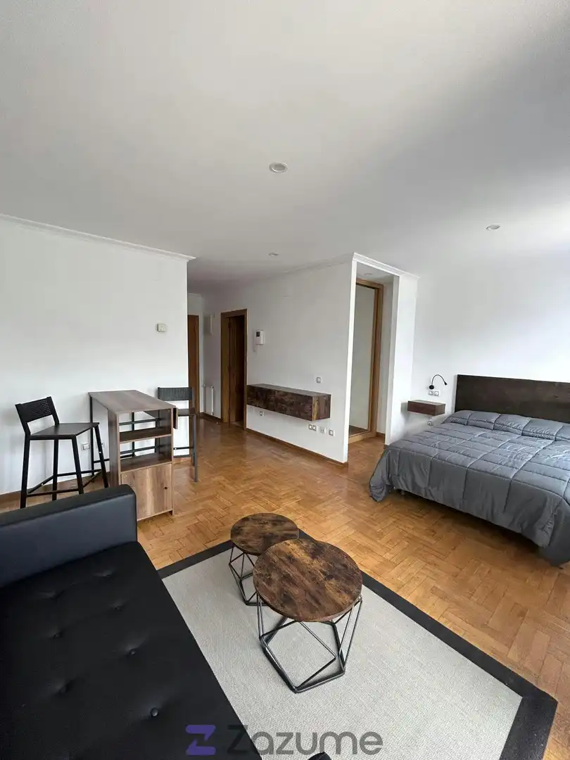 Schlafzimmer von Wohnung zur Miete in Llanes mit Heizung, Parkett und Terrasse