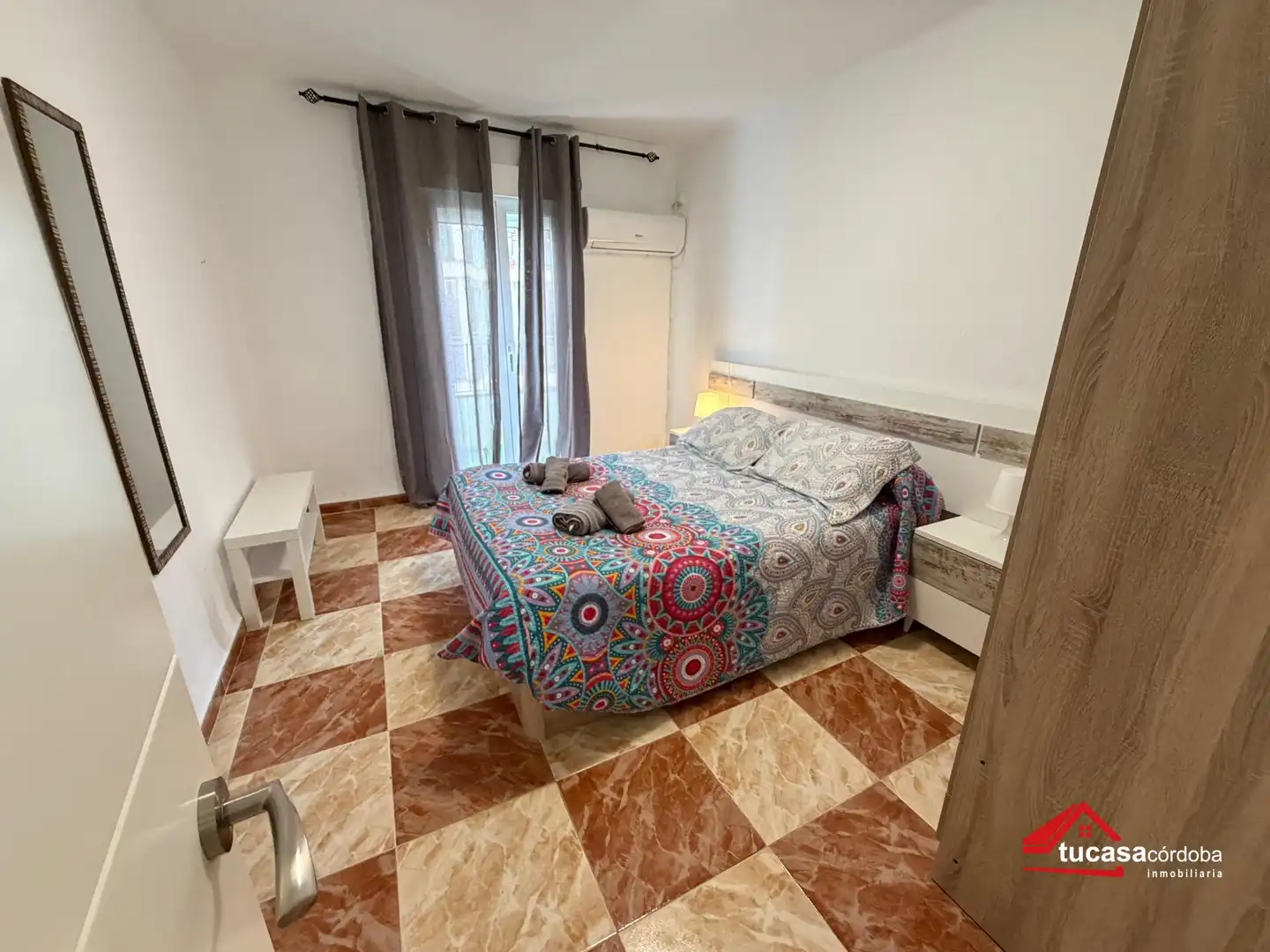 Bedroom of Flat for sale in Córdoba  with Air Conditioner and Heating