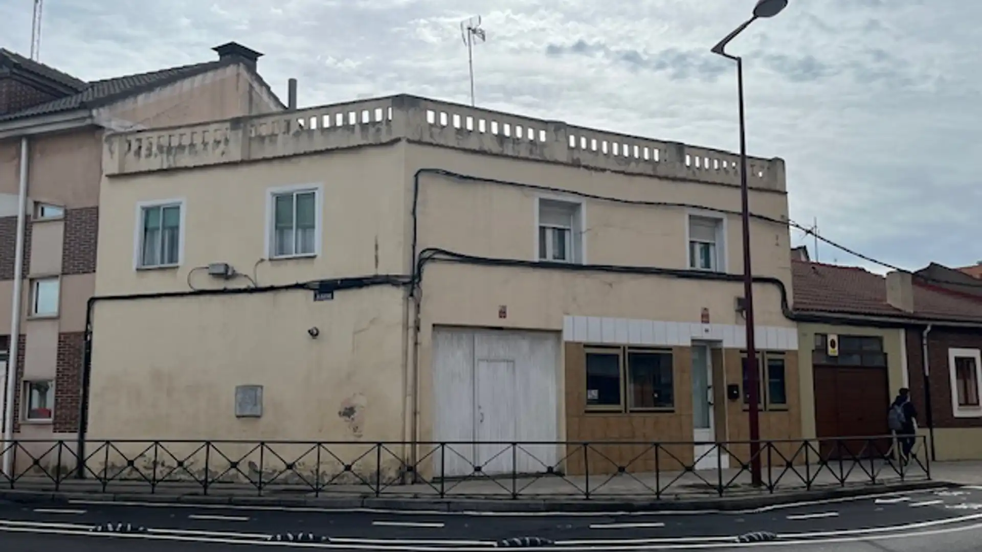 Exterior view of Houses for sale in Valladolid Capital  with Terrace and Storage room