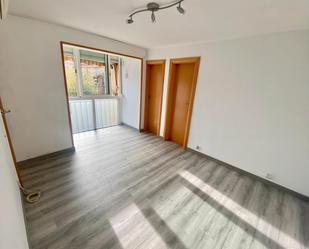 Bedroom of Flat for sale in  Barcelona Capital  with Air Conditioner, Parquet flooring and Oven