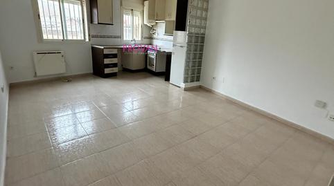 Foto 4 de Apartamento de alquiler en Loeches, Madrid