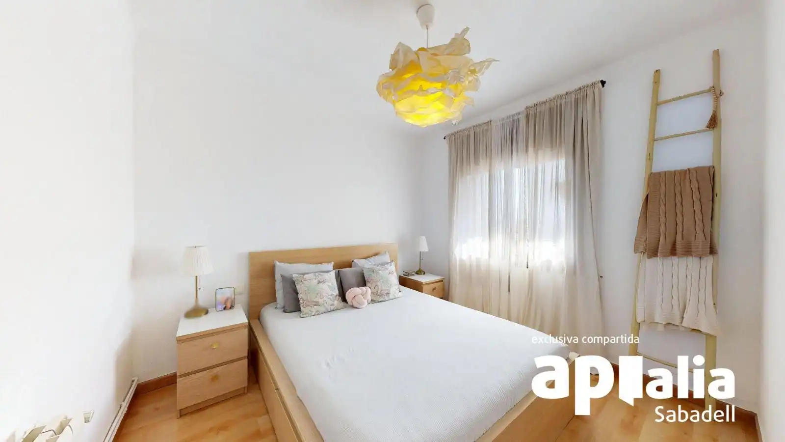 Bedroom of Flat for sale in Sabadell  with Heating, Parquet flooring and Terrace