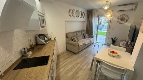 Foto 4 von Erdgeschoss zum Verkauf in  Hermanos Alvarez Quintero, La Cala del Moral, Rincón de la Victoria