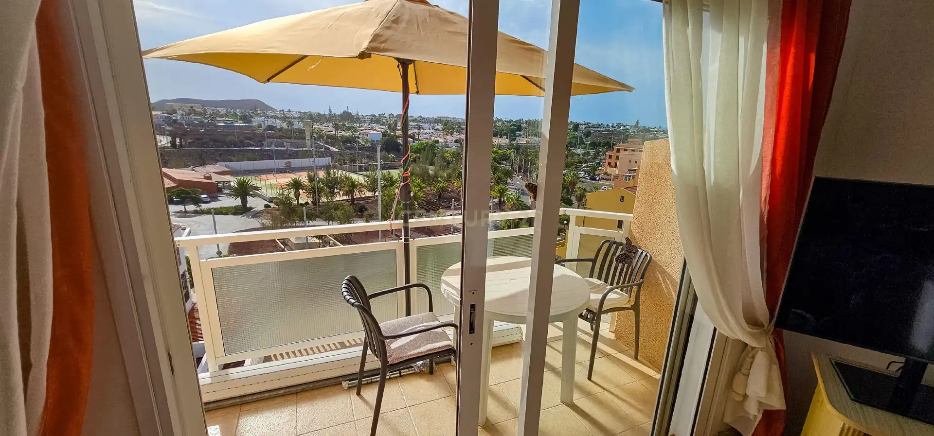 Balcony of Apartments for sale in Arona