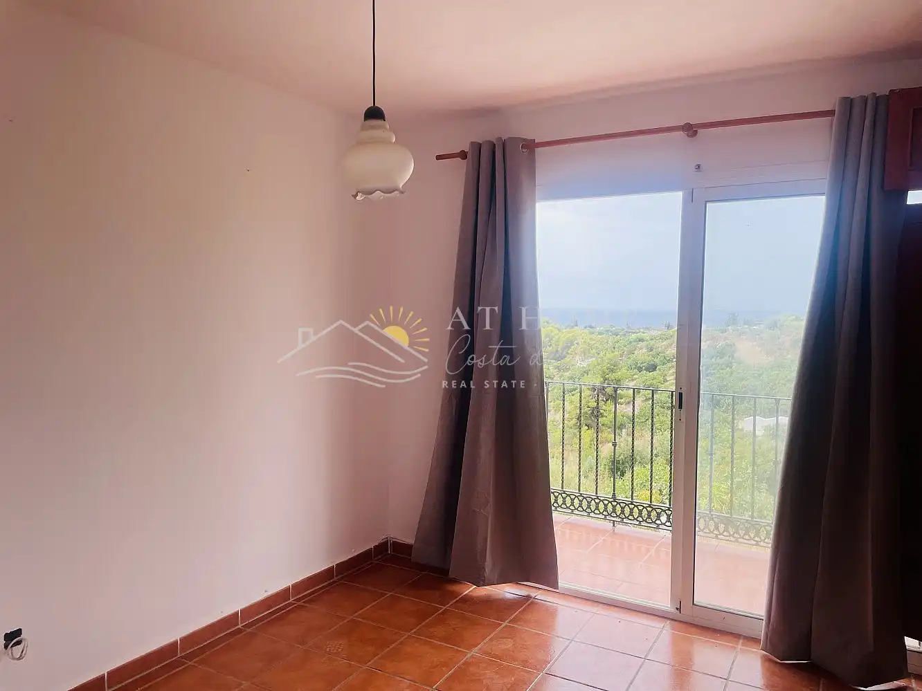 Terraza de Casa o chalet de alquiler en Nerja con Terraza, Piscina y Horno