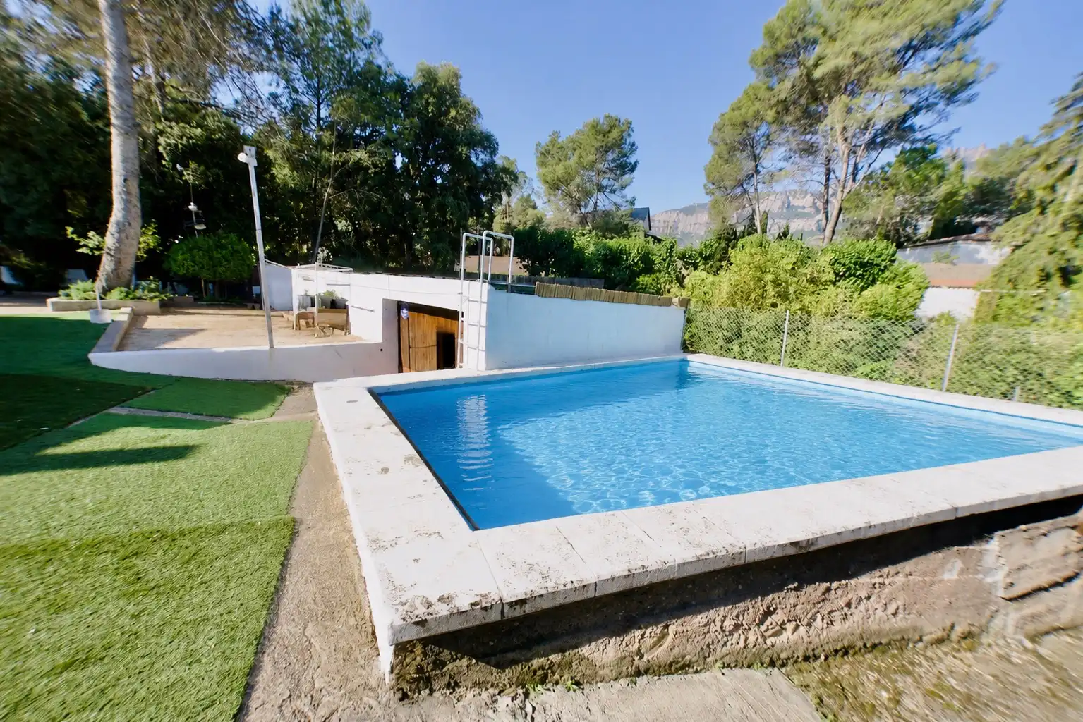 Piscina de Casa o xalet en venda en Vacarisses amb Jardí privat, Traster i Piscina