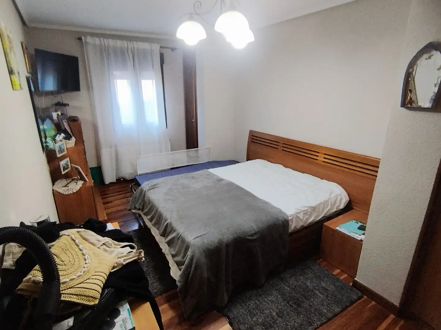 Dormitori de Casa adosada en venda en Castro-Urdiales amb Calefacció, Terrassa i Traster