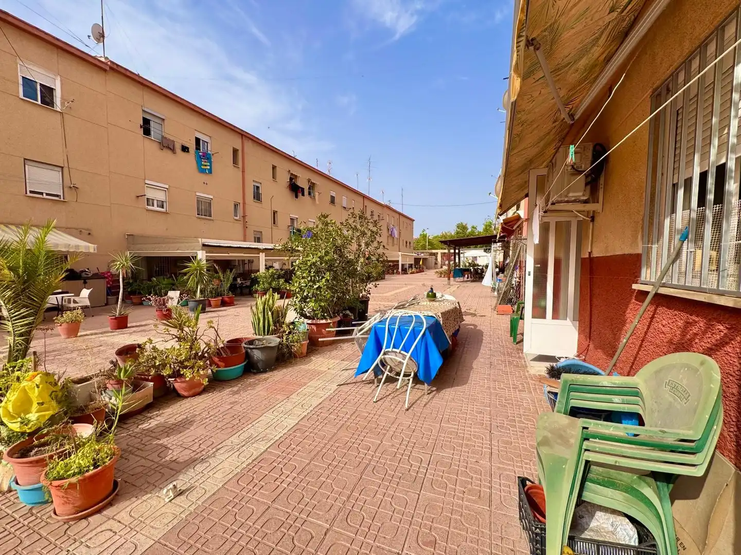 Vista exterior de Planta baixa en venda en Elche / Elx amb Moblat