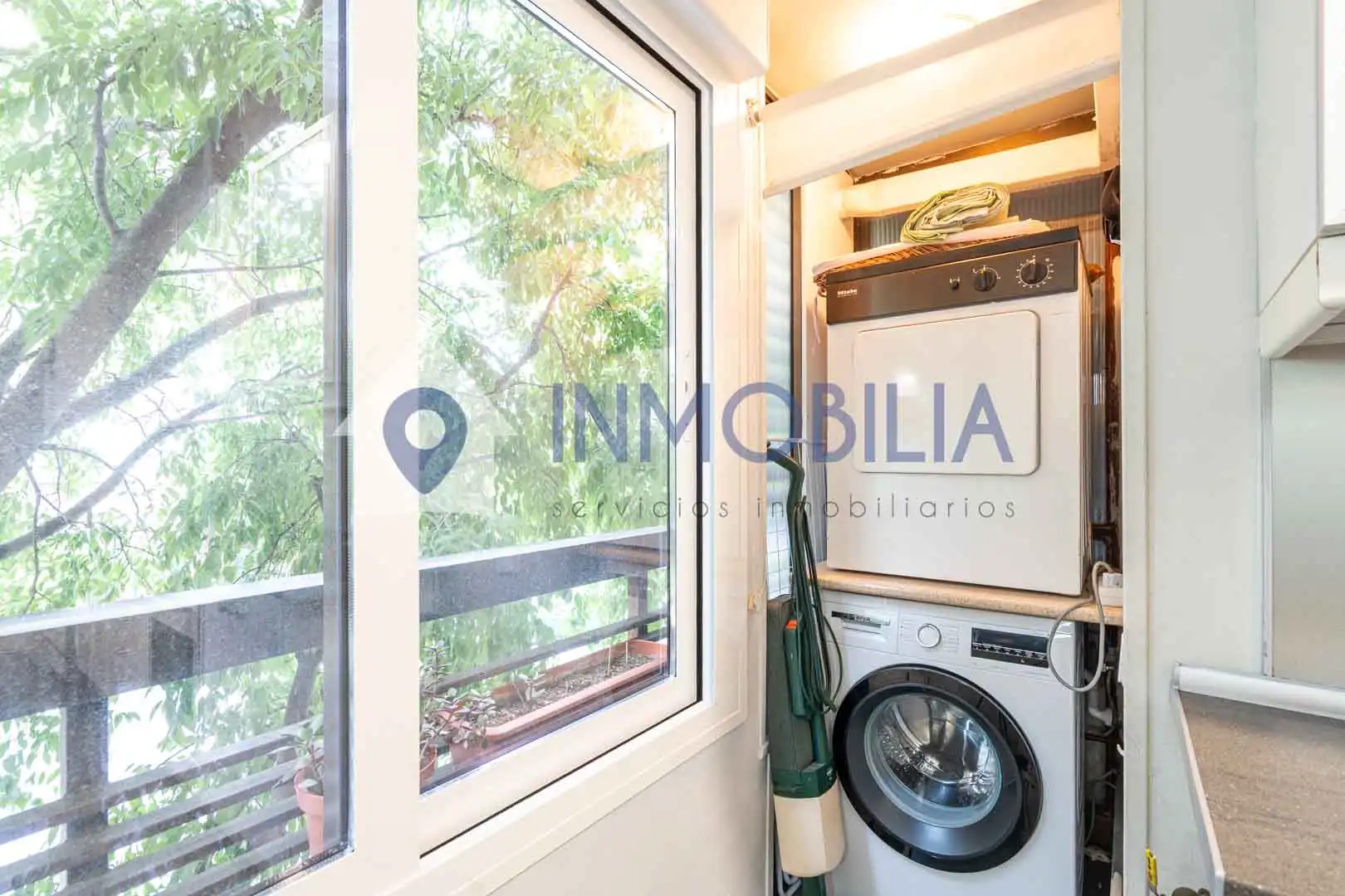 Terraza de Piso en venta en Madrid con Calefacción, Jardín privado y Trastero