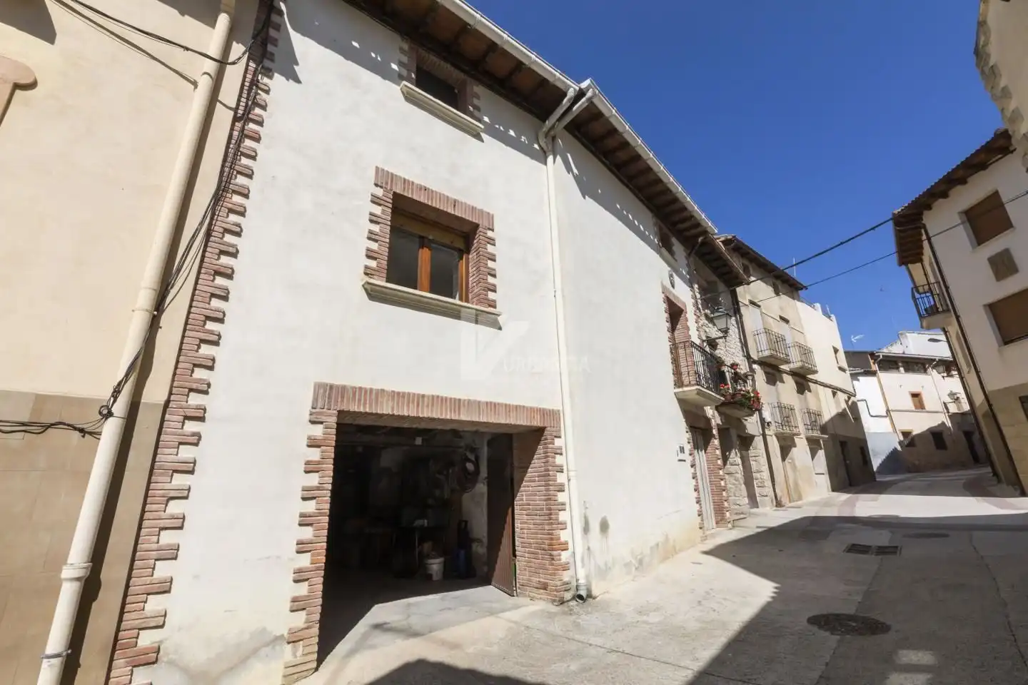 Exterior view of Houses for sale in Miranda de Arga  with Heating, Parquet flooring and Storage room