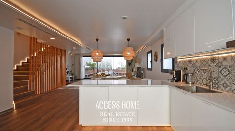 Foto 2 de Casa adosada en venda a Montgat, Barcelona