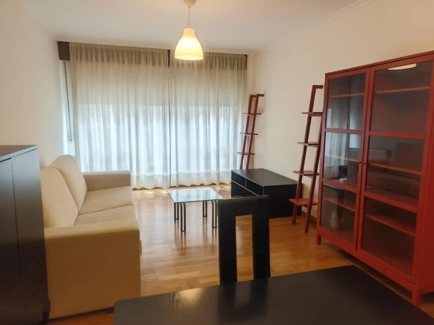 Living room of Flat for rent in Culleredo  with Heating, Parquet flooring and Storage room