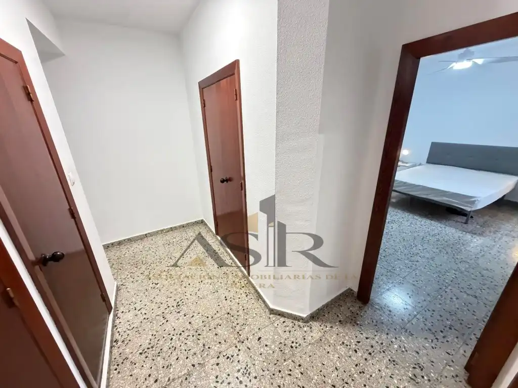 Vista exterior de Pis en venda en Casc Urbà