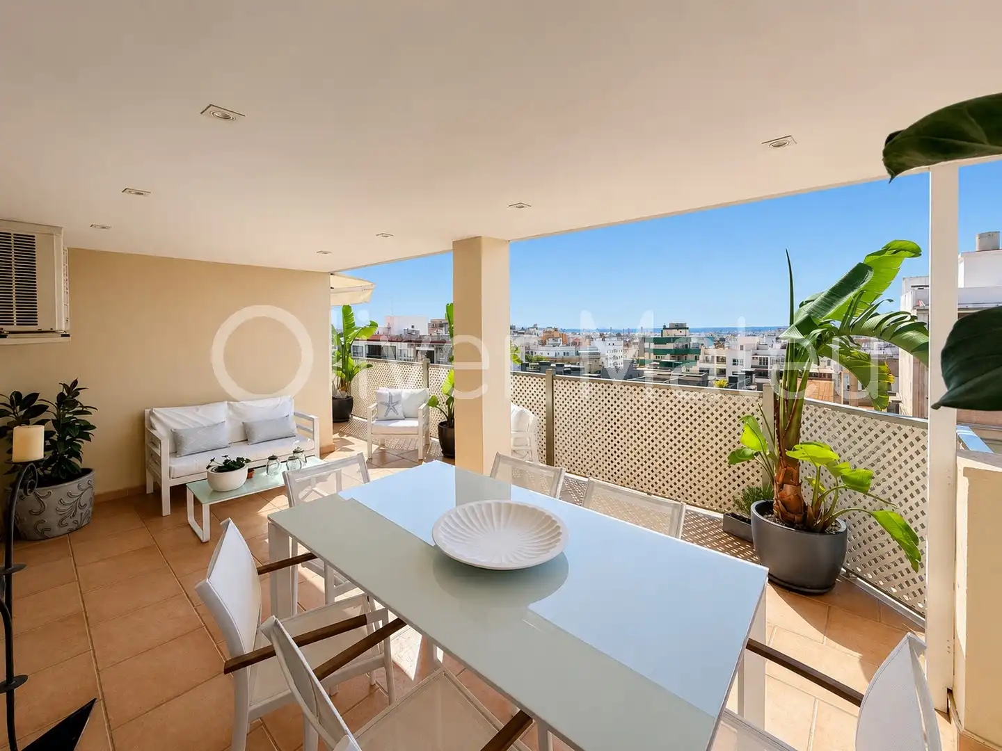 Terrasse von Dachboden zum Verkauf in  Palma de Mallorca mit Klimaanlage, Parkett und Terrasse