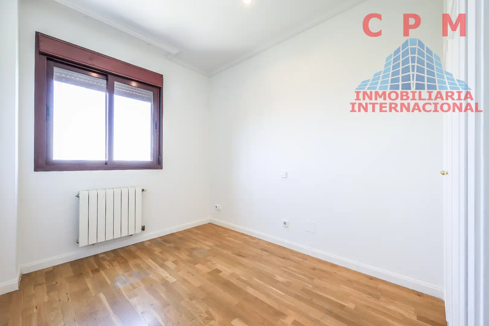 Dormitori de Pis de lloguer en Madrid amb Aire condicionat, Calefacció i Terrassa