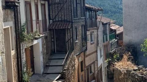 Foto 3 de Casa o xalet en venda a Calle Arriba, Herguijuela de la Sierra, Salamanca