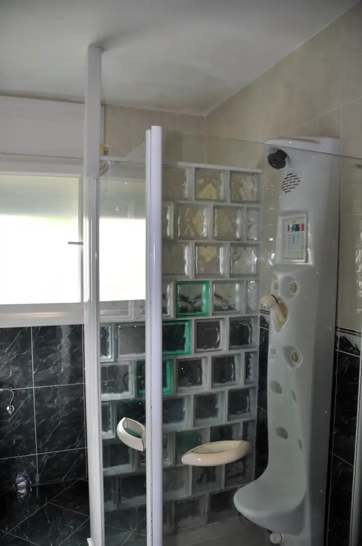 Baño de Casa o chalet en venta en Empuriabrava con Aire acondicionado, Calefacción y Jardín privado