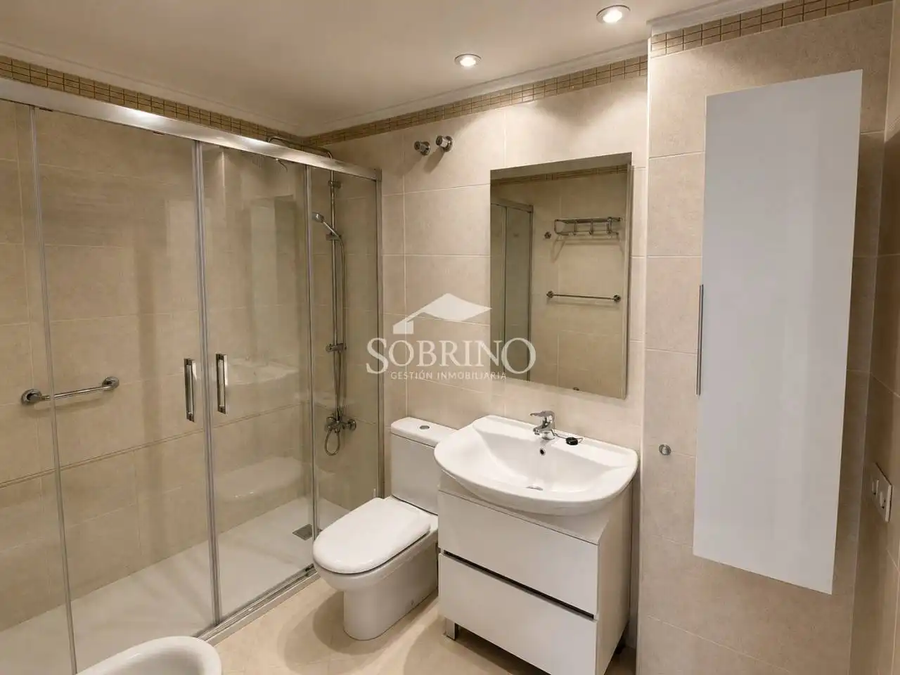 Bathroom of Flat for sale in Llanes  with Heating, Furnished and Alarm