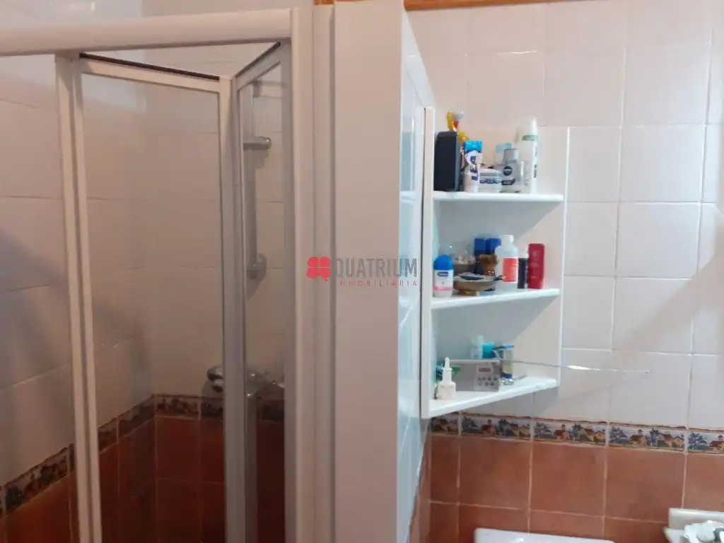 Baño de Casa o chalet en venta en Santiago de Compostela  con Calefacción, Terraza y Trastero