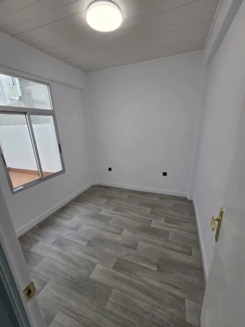 Piso en venta en A Coruña Capital  con Terraza
