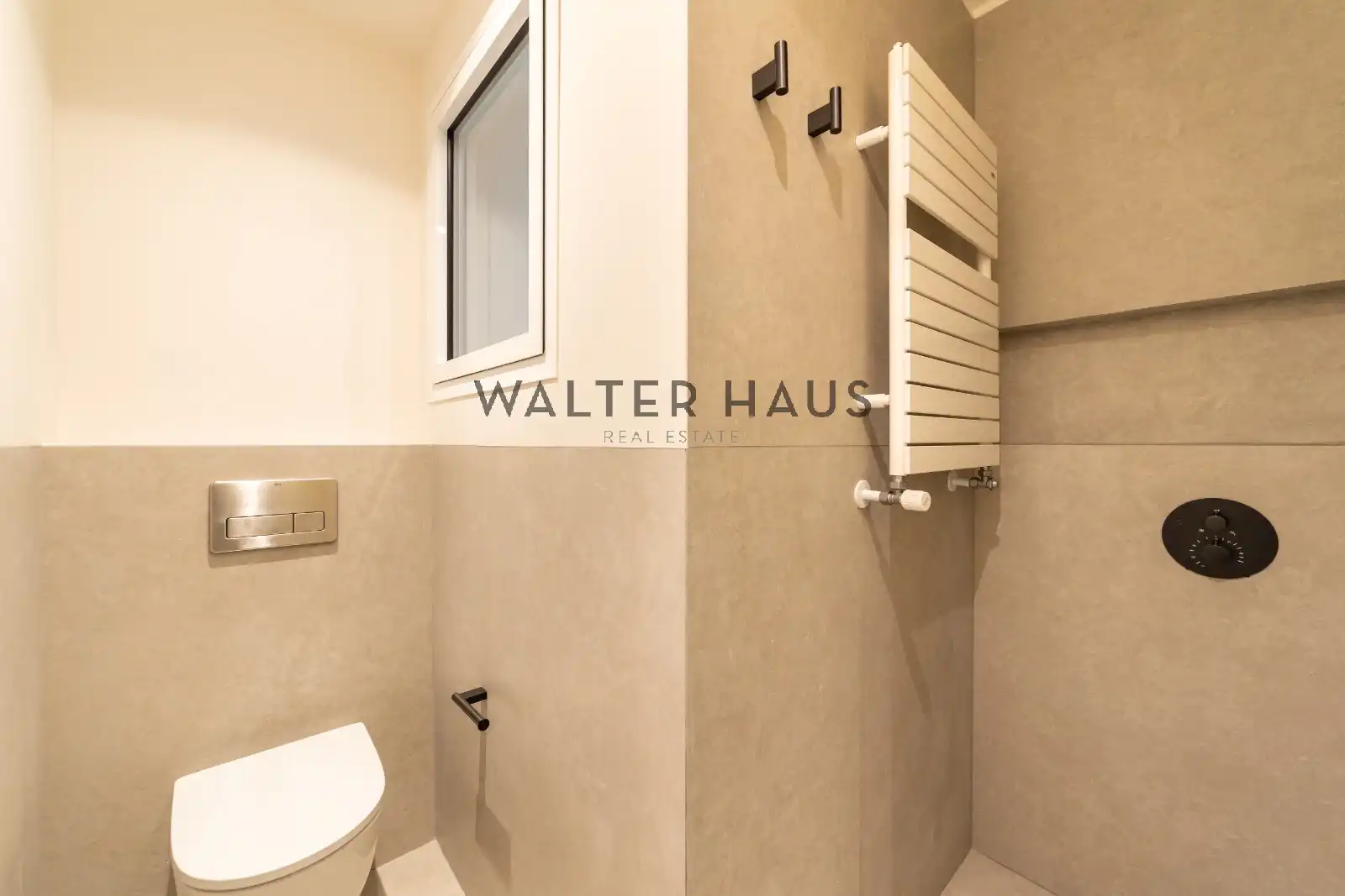 Flat for sale in Calle de Quevedo, Cortes - Huertas