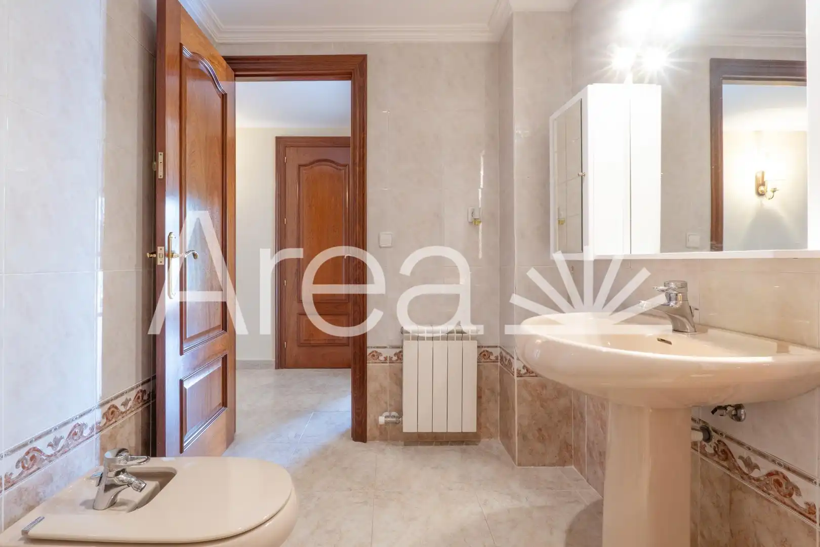 Dormitori de Casa o xalet en venda en Mataró amb Jardí privat, Terrassa i Piscina