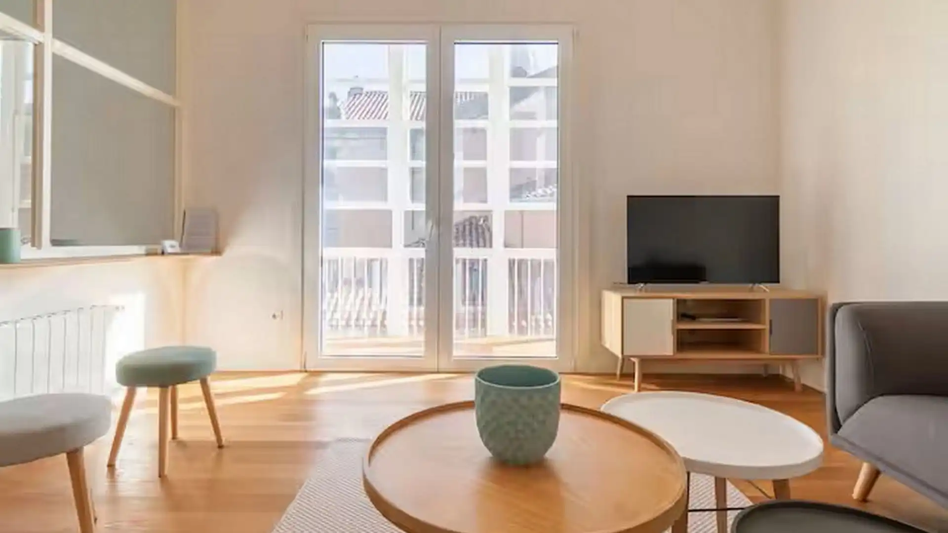 Living room of Apartments for rent in Santander  with Air Conditioner, Heating and Private garden