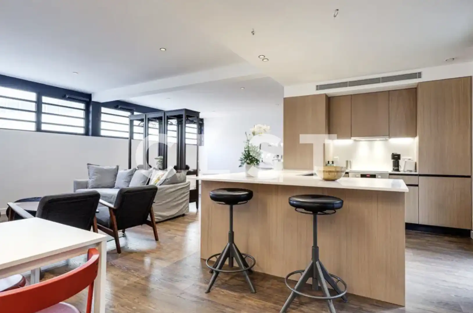 Cocina de Planta baja en venta en Barcelona con Aire acondicionado, Calefacción y Jardín privado