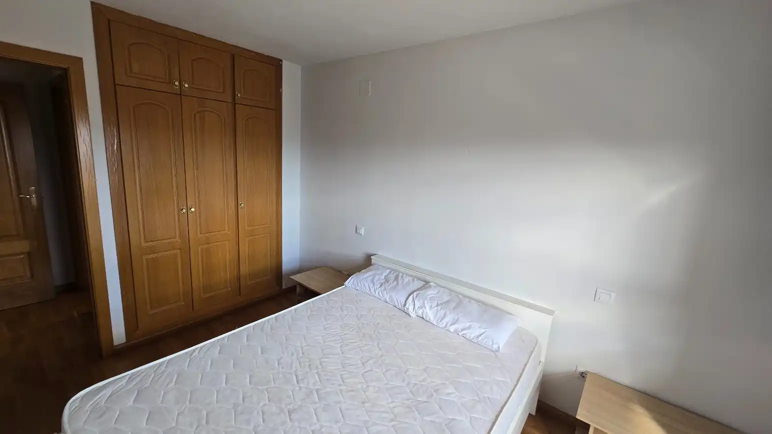 Bedroom of Flat for sale in Ávila  with Heating, Parquet flooring and Terrace