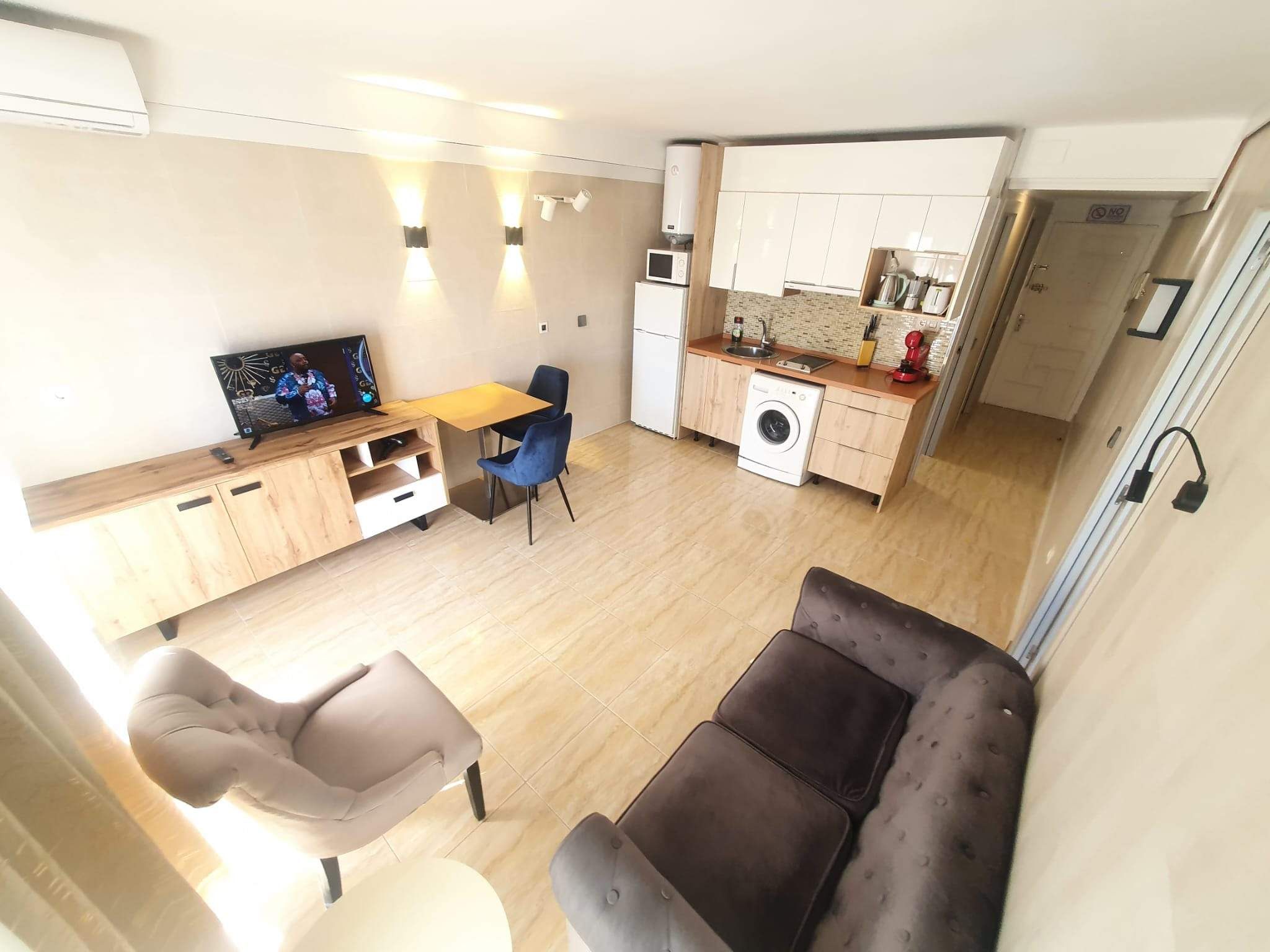 Living room of Flat for sale in Salou  with Heating, Terrace and Balcony