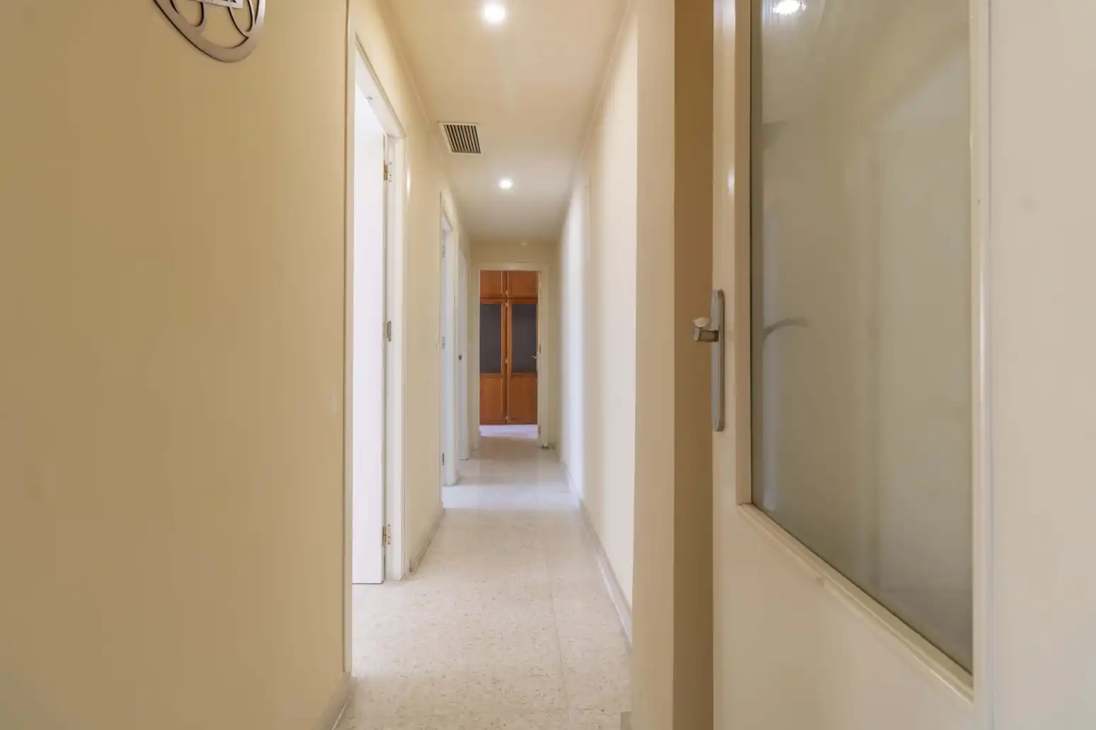 Flat for sale in Sevilla  with Air Conditioner and Storage room