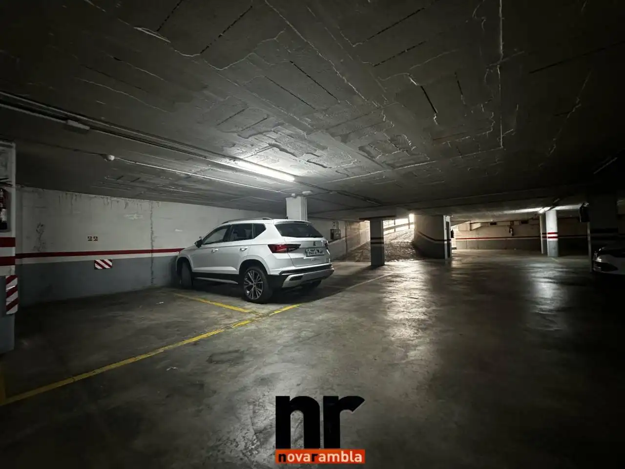 Parkplatz von Garage zum Verkauf in Ripollet