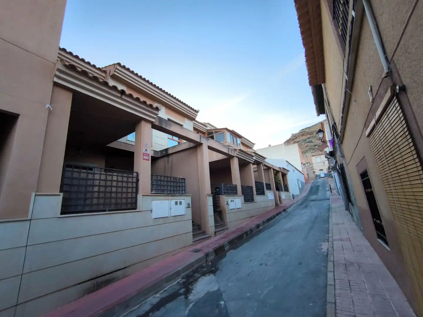 Bungalow for sale in BENJAMIN PALENCIA 4, imagen 2