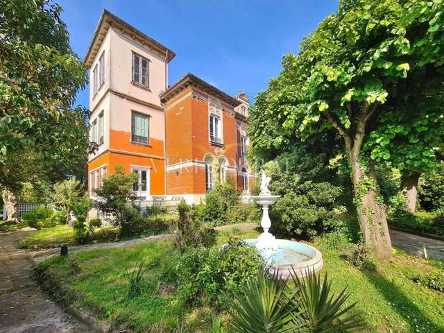 Casa-chalet en Venta en Calle del Profesor Pérez Pimentel en La Guía