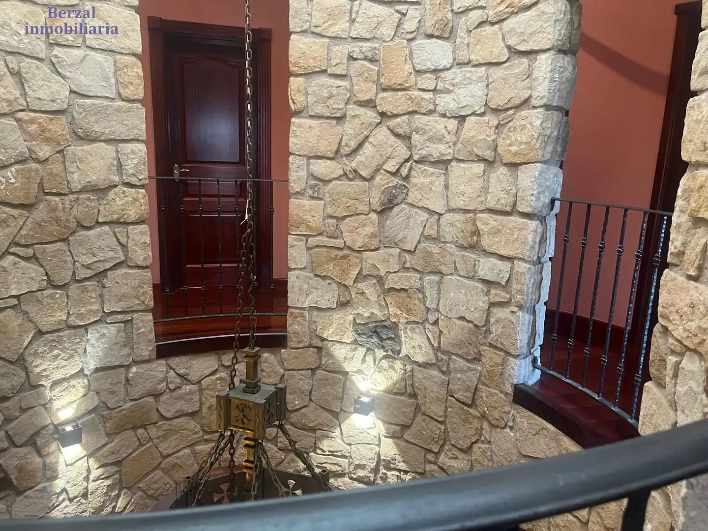 Detached house with garden for sale in Calle de Valle del Oja, imagen 18