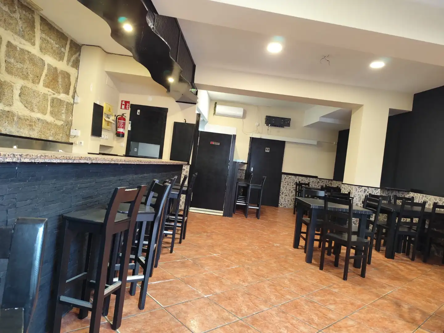 Local en venda en Vigo  amb Moblat