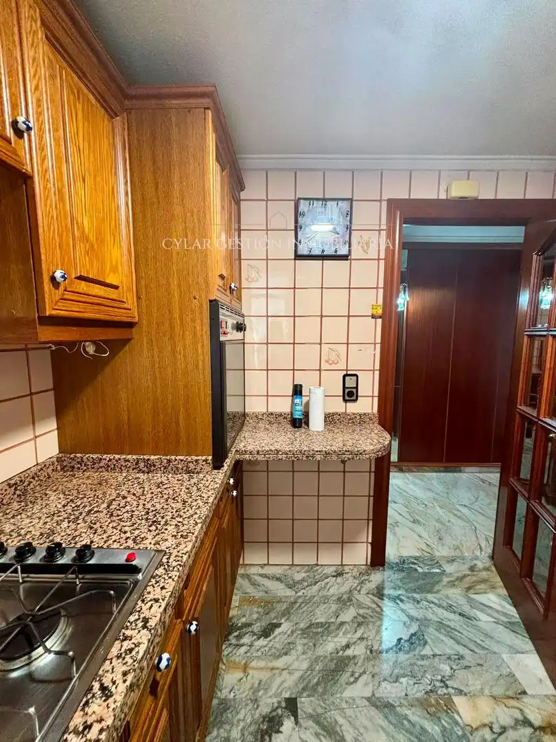 Cocina de Piso en venta en Salamanca con Calefacción, Terraza y Piscina