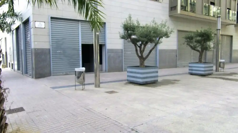 Exterior view of Commercial properties for rent in Elche / Elx