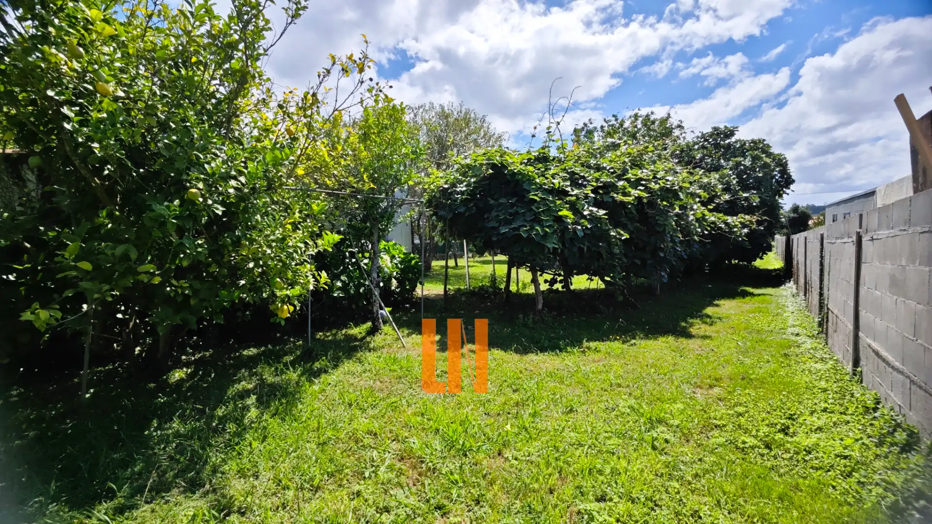Residencial en venta en Oleiros