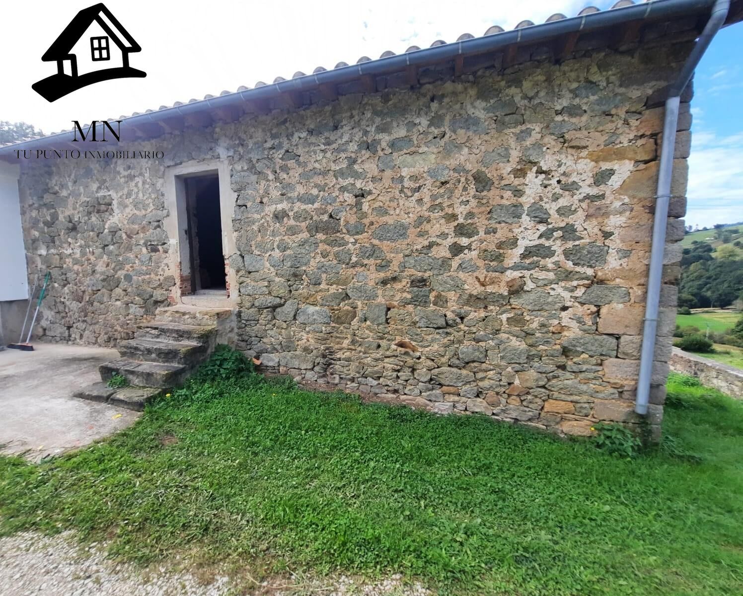 Exterior view of Country house for sale in Saro