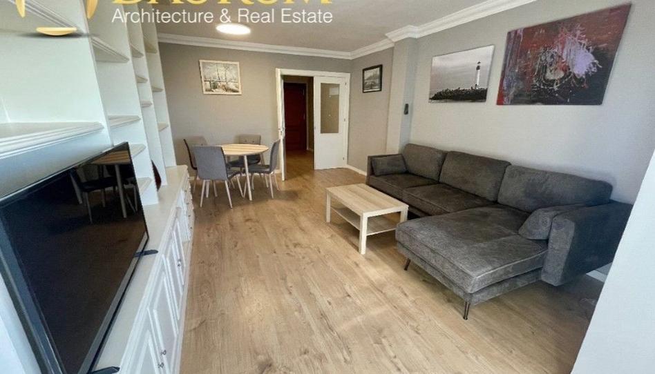 Foto 1 de Pis de lloguer a Miguel de Mérida Nicolich, Martín Carpena - Torre del Río, Málaga