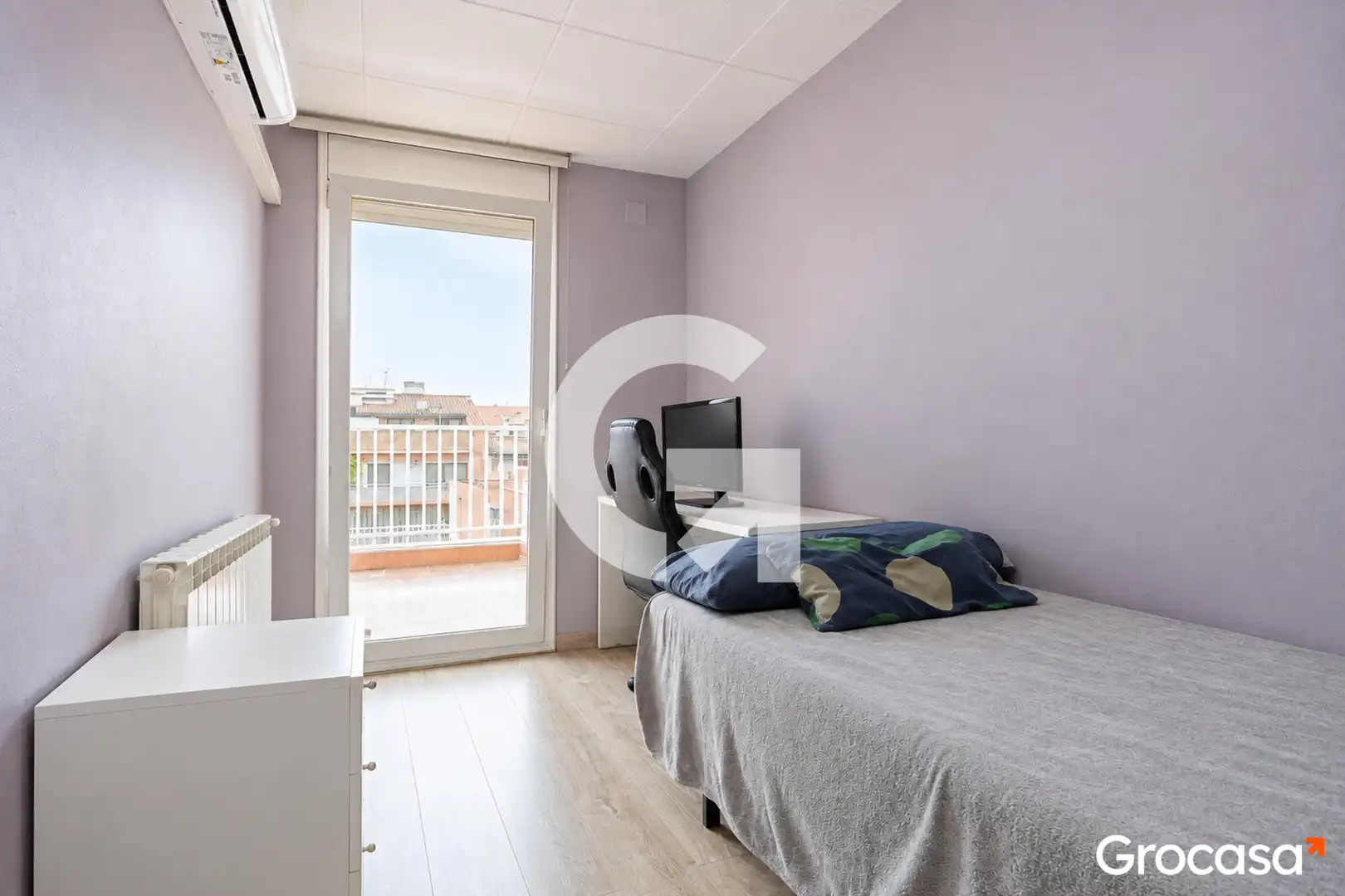 Schlafzimmer von Einfamilien-Reihenhaus zum Verkauf in Nord-oest