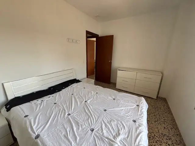 Flat for sale in Salinas